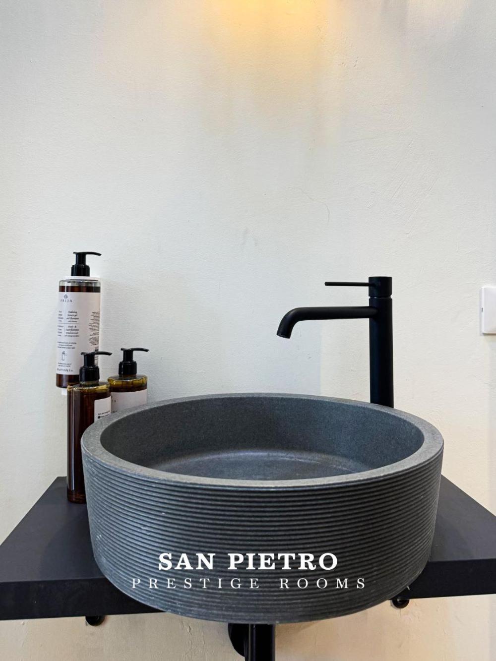 San Pietro Prestige Rooms Рим Екстер'єр фото